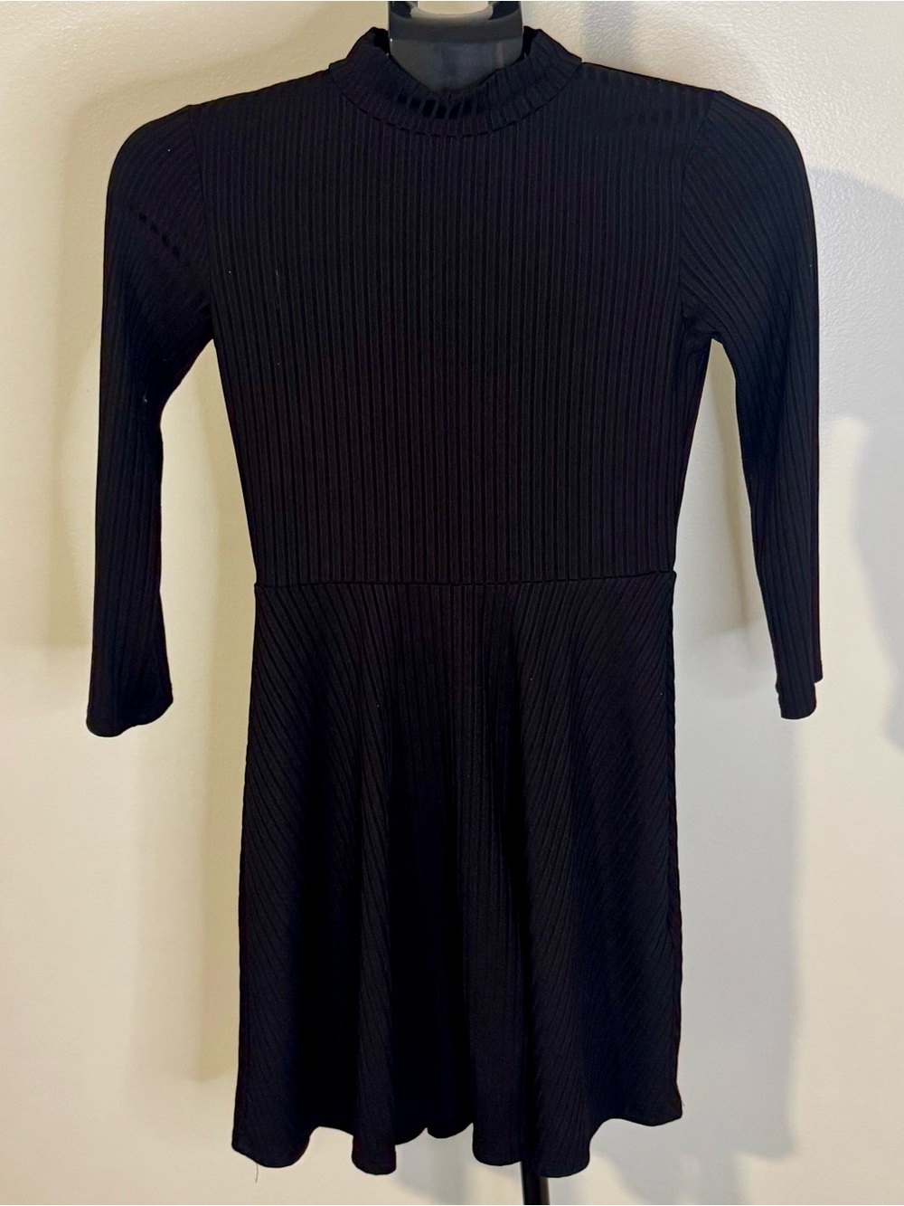 Forever 21 Black Ribbed Long-Sleeve Dress